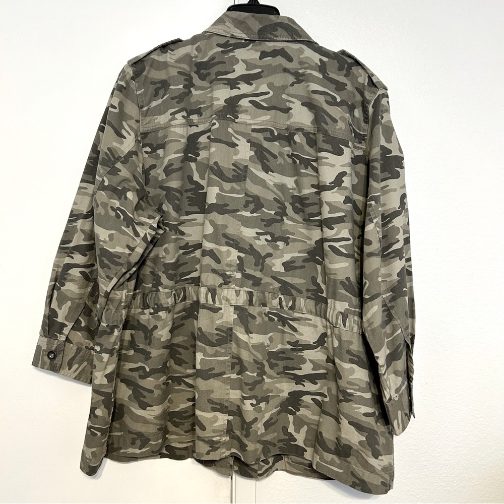 DKNY Jeans Camo Utility Denim Jacket (Rosemary I)2X Green 27”chest 32” long NWOT - Picture 4 of 7